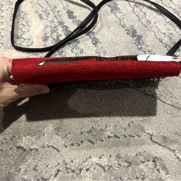 Disney Parks Mickey Mouse Wristlet Wallet Convertible Crossbody Bag 2020 - Picture 4 of 9